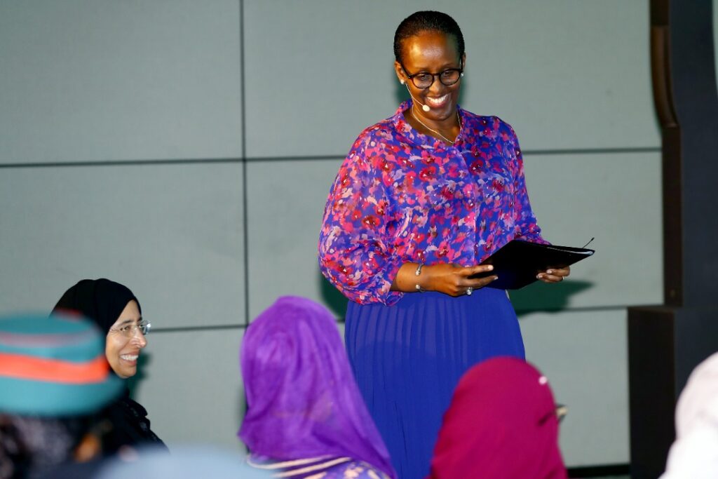 Bitwaye iki guhindura ibyahozeho bitadufasha? – Jeannette Kagame