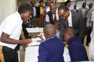 Kigali: Hasojwe ukwezi kwahariwe gusoma no kwandika ariko ibikorwa birakomeje