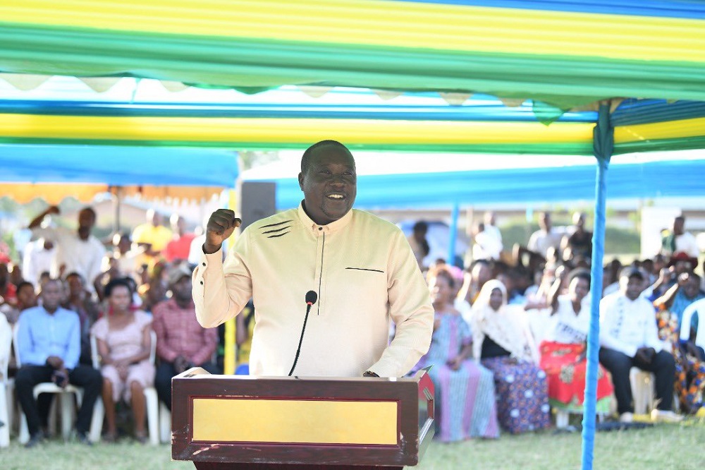 Ubunyarwanda ni yo sano muzi – Minisitiri Gatabazi