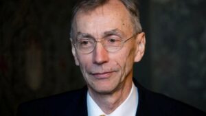Svante Pääbo yahawe igihembo cyitiriwe Nobel mu buvuzi