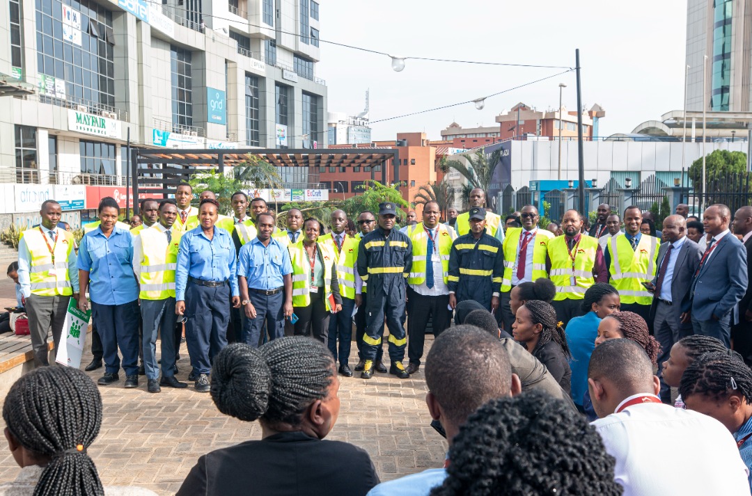 Kigali: Abakozi ba Equity Bank bahuguriwe gukumira no kurwanya inkongi