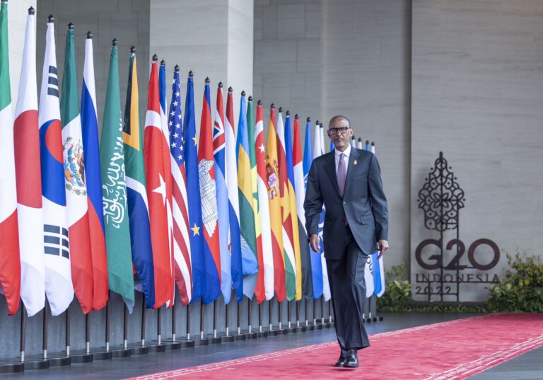 Afurika irashaka amahoro, ntitwashinjwa kubogama- Perezida Kagame