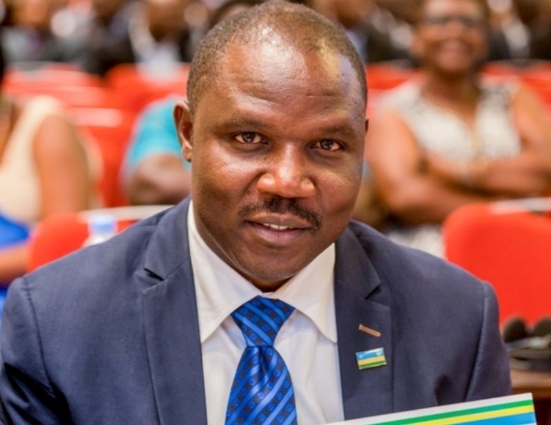 Musabyimana Jean Claude asimbuye Gatabazi JMV muri MINALOC