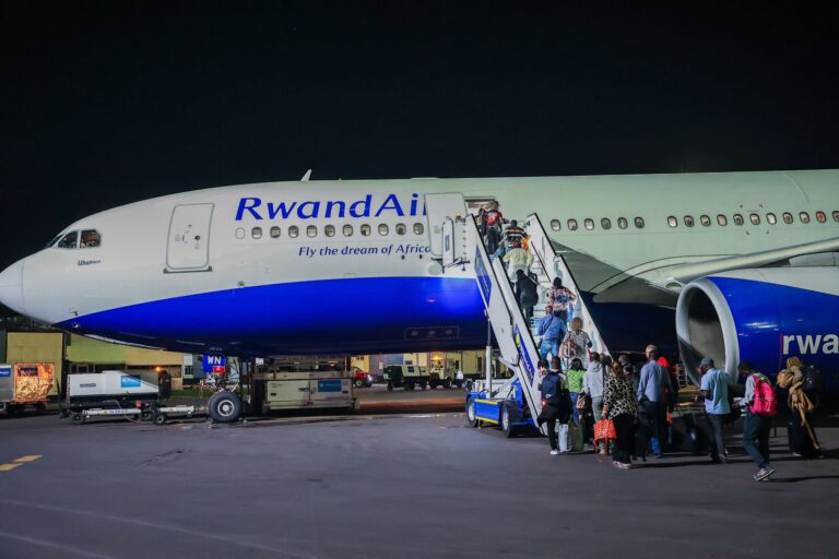 RwandAir yatangiye ingendo zihuza Kigali na London