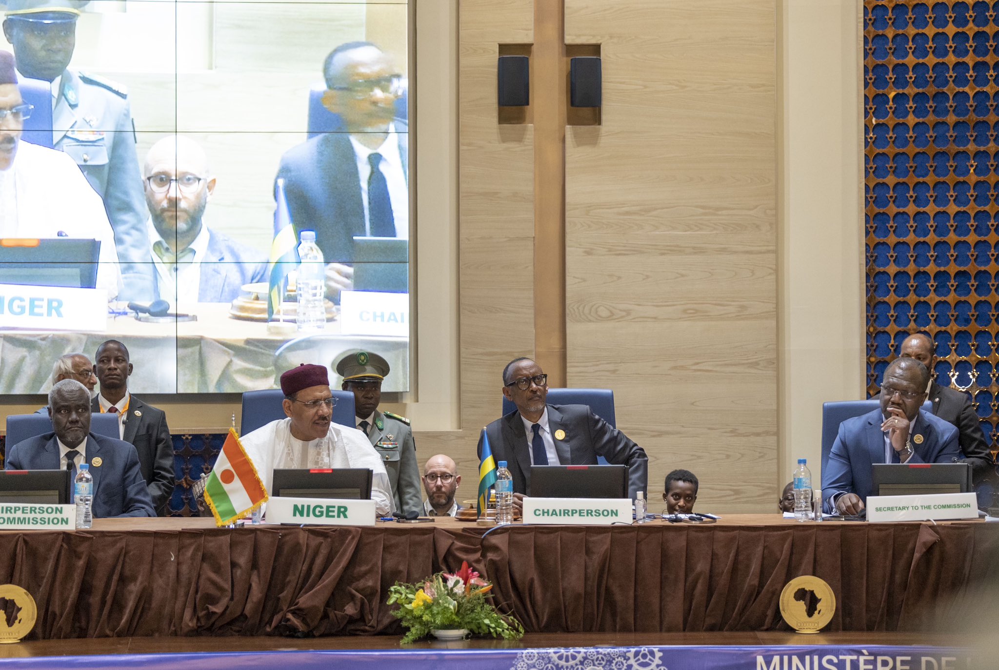 Umuvuduko w’Afurika mu by’inganda ntiwayigeza ku Cyerekezo 2063-Perezida Kagame