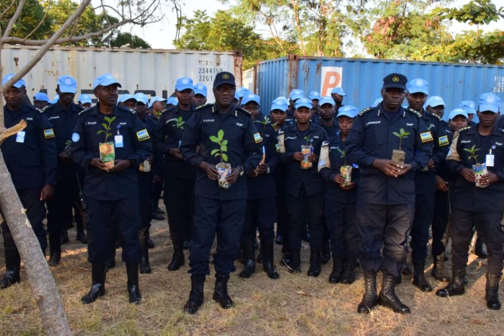 Sudani y’Epfo: Abapolisi b’u Rwanda bakoze umuganda wo gutera ibiti