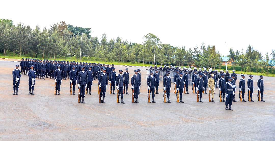 Ba Suzofisiye 239 muri Polisi y’u Rwanda basoje amahugurwa