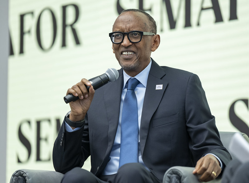 Perezida Kagame yavuze ko azishimira kurekura ubutegetsi