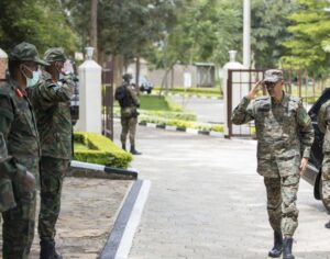 Perezida Kagame yifurije Ingabo z’u Rwanda umwaka mushya wa 2023