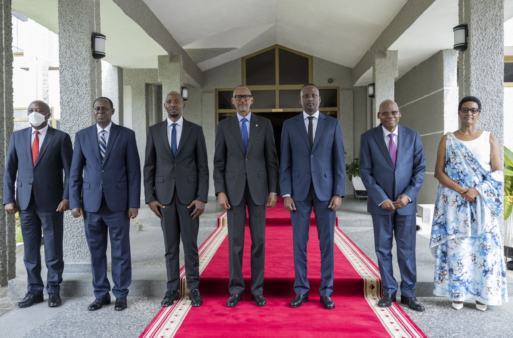 Perezida Kagame yasabye ba Minisitiri bashya guharanira ubuzima bwiza