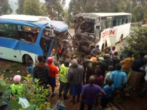 Bisi yo mu Rwanda yagonganiye n’iyo muri Kenya muri Uganda