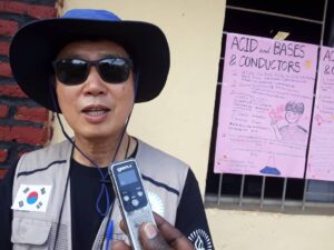 Gatsibo: Abakorerabushake bo muri Korea bashimye umuhate ushyirwa mu kwiga siyansi