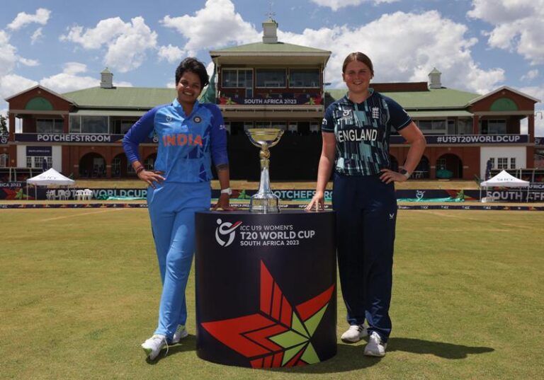 Cricket: India na England zirakina umukino wa nyuma w’igikombe cy’Isi