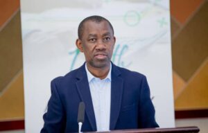 Abasora 375 batanga 58% by’imisoro ikusanywa mu Rwanda