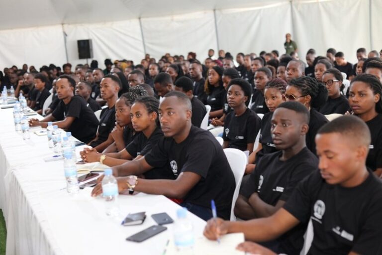 Iburasirazuba: Abiga muri kaminuza basaga 400 baganirijwe ku butwari