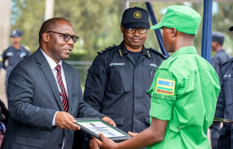 Twese tuzi icyo umutekano uvuze-Minisitiri Musabyimana