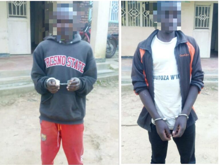 Burera: Bafatanywe metero 35 z’insinga bakase ku mapoto