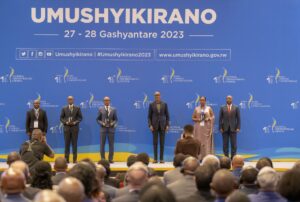 Akarere ka Nyagatare karwanyije Kanyanga kahize utundi mu mihigo