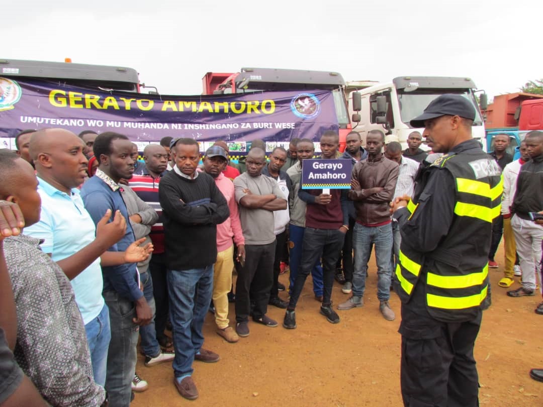 Bugesera: Abatwara imodoka nini bibukijwe kwirinda impanuka