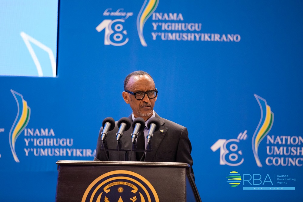 Imyaka 69.6 Umunyarwanda ashobora kubaho iri hejuru- Perezida Kagame