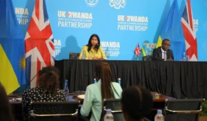U Rwanda na UK byongereye amasezerano yo kwakira abimukira 