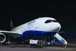 RwandAir yaguze indege igezweho igiye  kwagura ingendo za kure