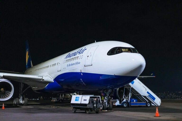 RwandAir yaguze indege igezweho igiye  kwagura ingendo za kure