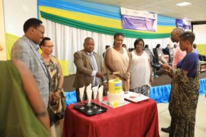 Umujyi wa Kigali wasabye abagore ba Kicukiro kugira uruhare mu ikoranabuhanga
