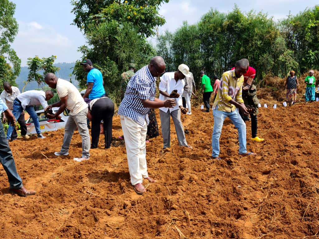 Abahinzi ba Kicukiro basabwe guhatana ngo batazabura umusaruro