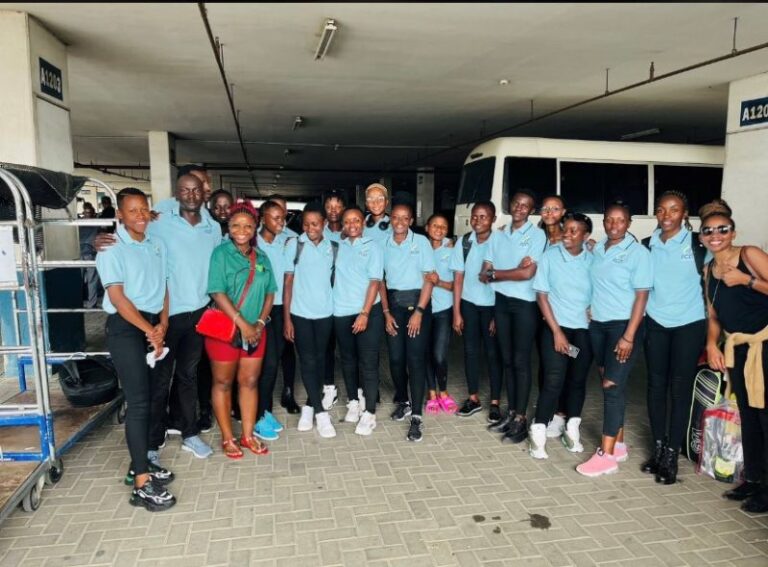 Cricket: Ikipe y’u Rwanda yagiye muri Nigeria ifite intego yo kwisubiza igikombe