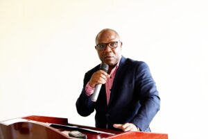 Gutanga serivisi nziza bizatuma abaturage babagirira icyizere- Min Musabyimana