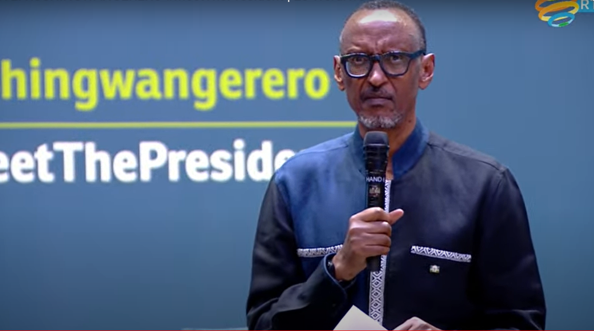 Perezida Kagame mu gusoza Itorero rya ba Rushingwangerero 2,000