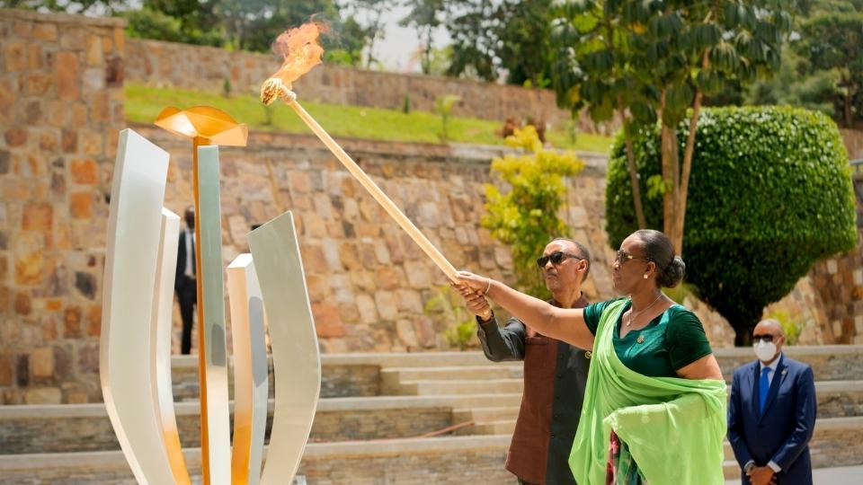U Rwanda n’Isi baribuka Jenoside yakorewe Abatutsi nyuma y’imyaka 29