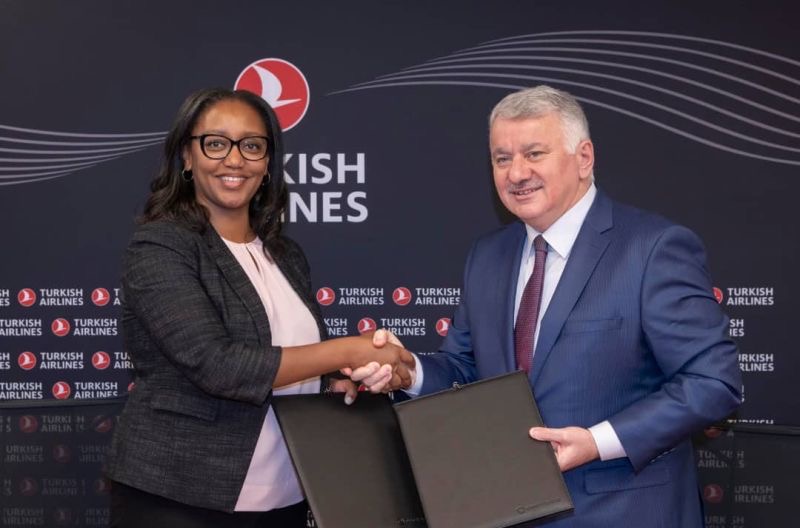 RwandAir na Turkish Airlines byasinyanye amasezerano yo gusangira ibyerekezo