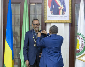Byinshi ku mudali Perezida Kagame yambikiwe muri Guinea-Bissau