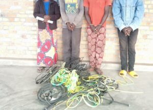 Ruhango: Bafatanywe metero 425 z’insinga z’amashanyarazi bibye