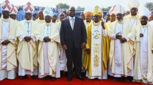 Perezida Tshisekedi yikomye Kiliziya Gatolika yasabye Abanyekongo gukanguka