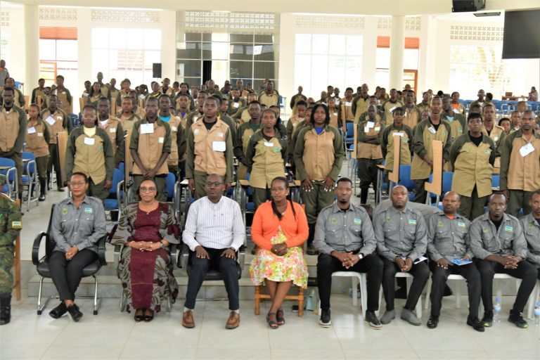 Burera: Intagamburuzwa zasabwe  guhoza u Rwanda ku mutima
