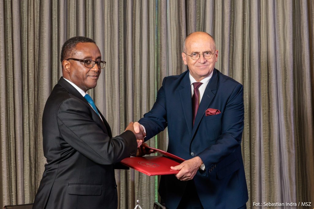 U Rwanda na Polonye bigiye gushinga ishuri rya Dipolomasi