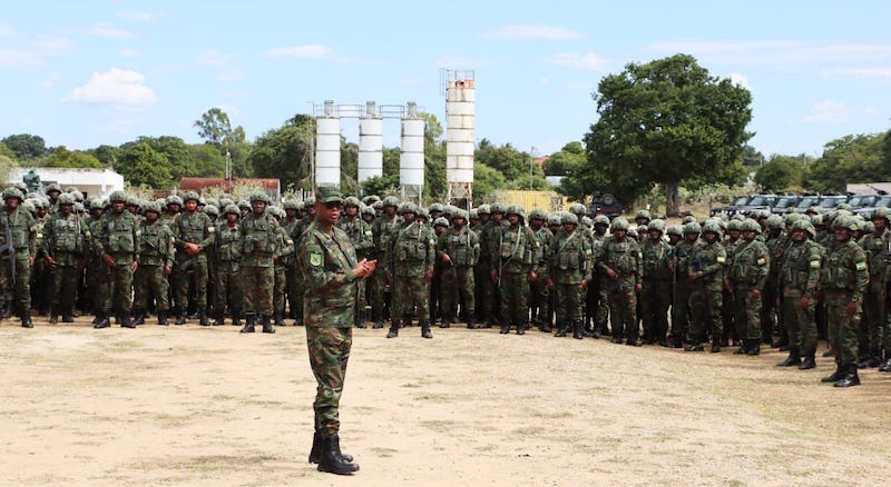 Gen. Kabarebe yashimye umuhate w’Ingabo z’u Rwanda muri Mozambique 