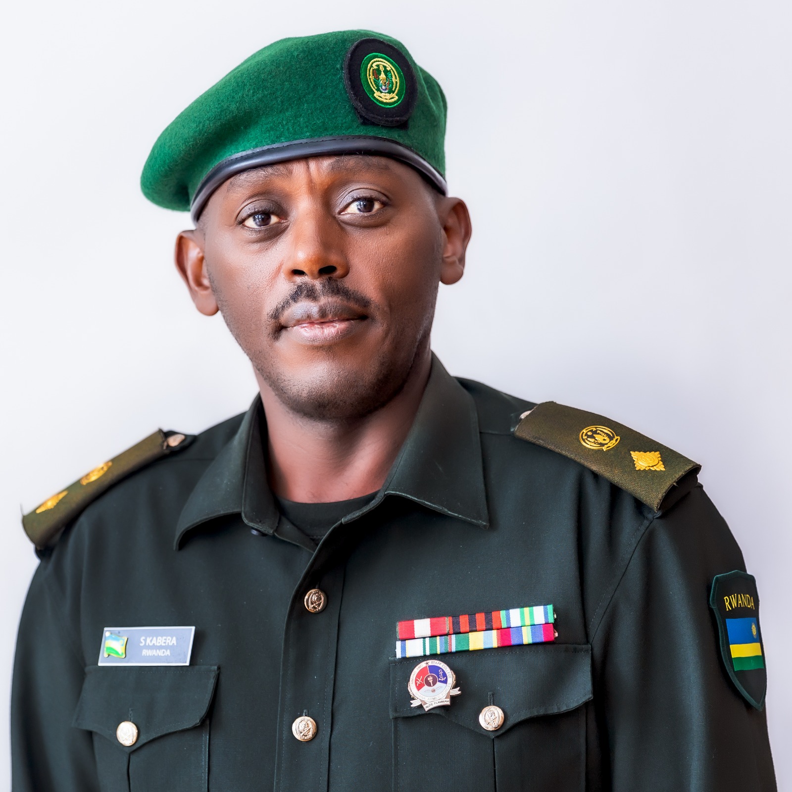 Ni Umurokore! Byinshi kuri Lt. Col Kabera wagizwe Umuvugizi wungirije wa RDF