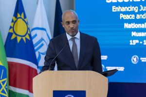 Politiki y’amacakubiri mu bihembera amakimbirane muri Afurika-Dr Ugirashebuja