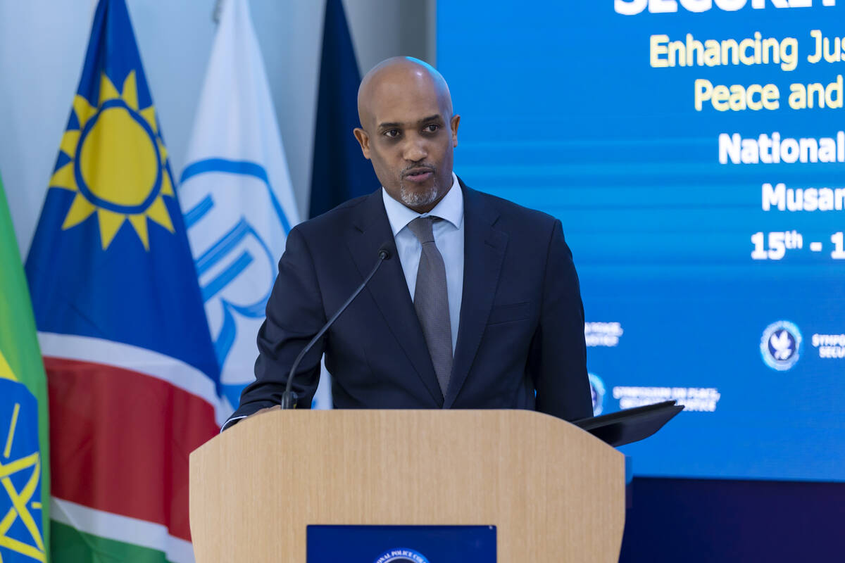 Politiki y’amacakubiri mu bihembera amakimbirane muri Afurika-Dr Ugirashebuja