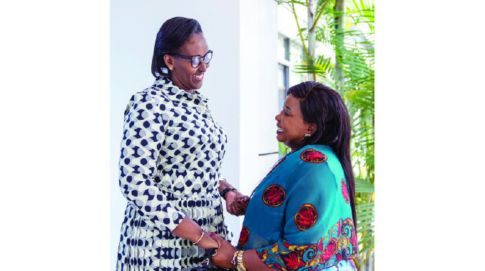 Jeannette Kagame yatumiwe mu Nama yitezwe muri Zimbabwe 
