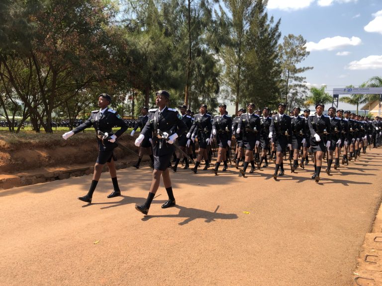 Minisitiri w’Umutekano Gasana agiye gutanga ipeti kuri ba Ofisiye bato 501