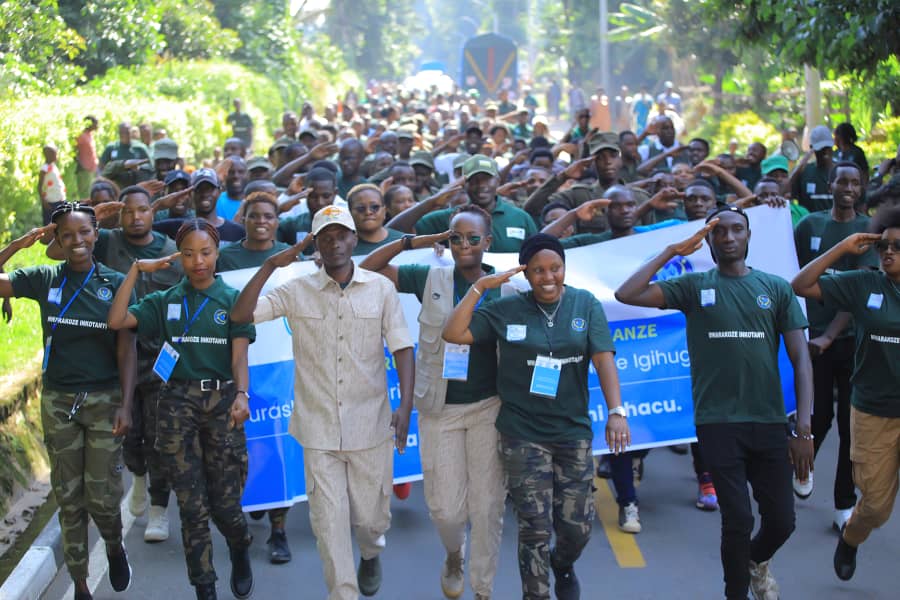 Nta Nkotanyi isaza- Amb Harelimana ahanura urubyiruko