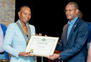 Rotary Club Kigali Mont Jali yabonye umuyobozi mushya ahigira kongera abanyamuryango