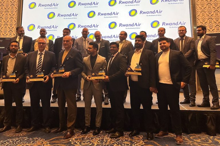 RwandAir yishimiye intsinzi muri Qatar ihemba abafatanyabikorwa bayo