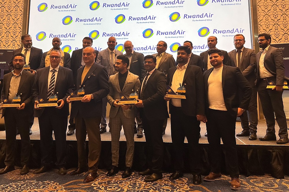 RwandAir yishimiye intsinzi muri Qatar ihemba abafatanyabikorwa bayo