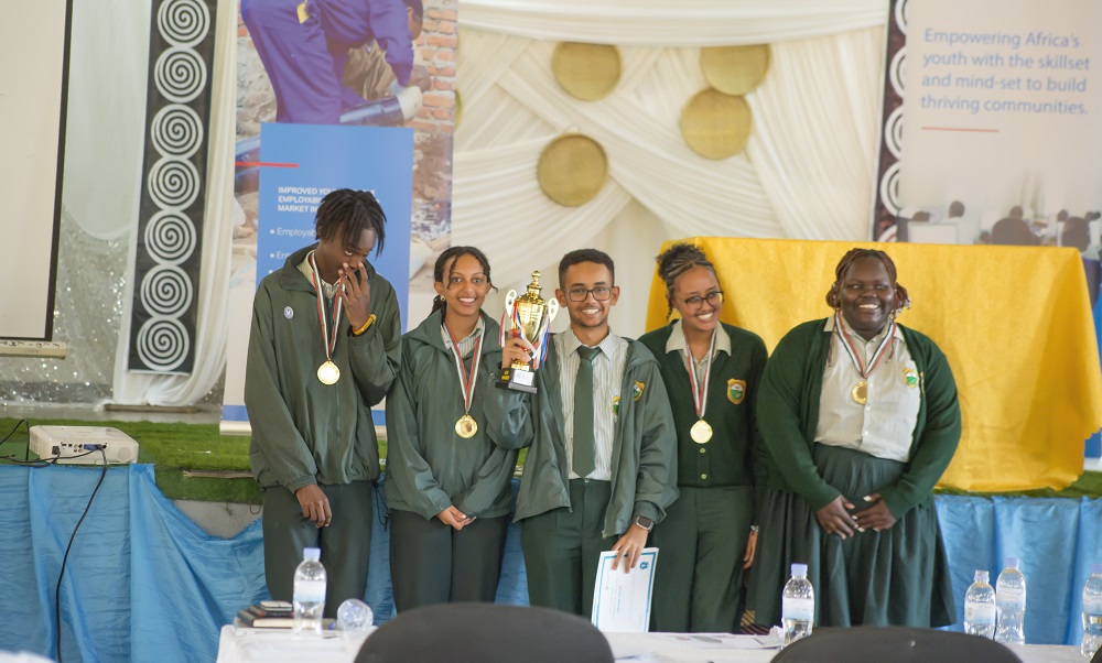 Abana bihangiye ubucuruzi baniga bagiye guhagararira u Rwanda ku rwego rw’Afurika